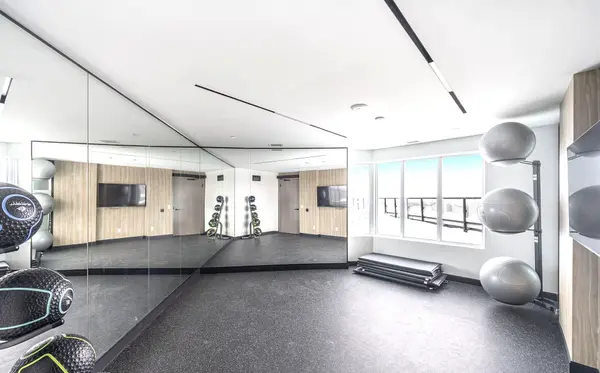 8020 Derry RD #209, Milton, ON L9T 9N7