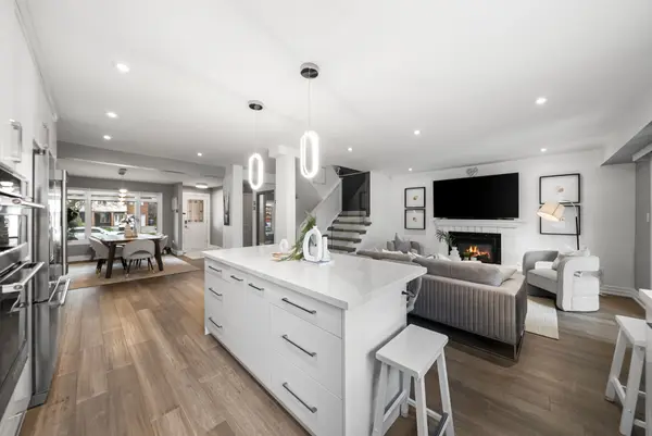 4143 Sunflower DR, Mississauga, ON L5L 2L4