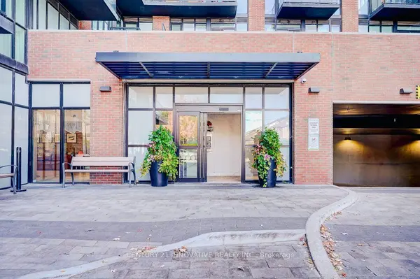 2300 St Clair AVE W #433, Toronto W02, ON M6N 0B3