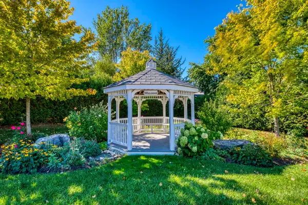 760 Woodhill DR #221, Centre Wellington, ON N1M 3W5