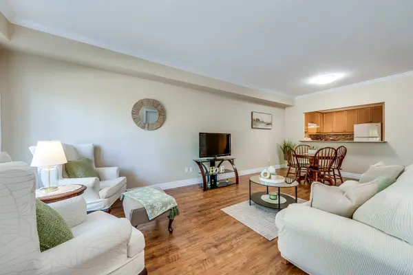 760 Woodhill DR #221, Centre Wellington, ON N1M 3W5