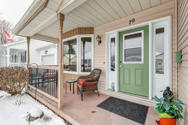 19 Brasher DR, Tillsonburg, ON N4G 5T2