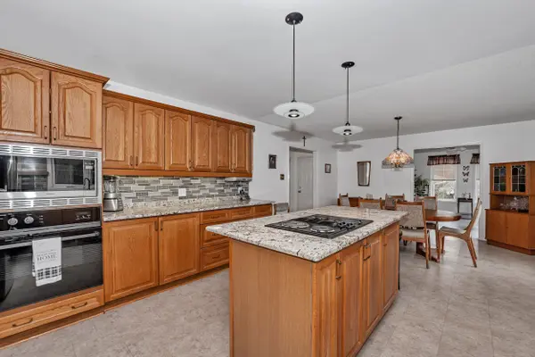 1961 Manotick Station RD, Greely - Metcalfe - Osgoode - Vernon And Area, ON K0A 2W0