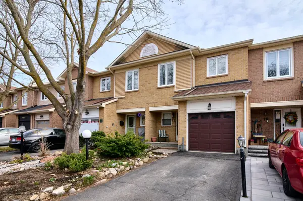 12 Willwood CRES, Barrhaven, ON K2J 4B2