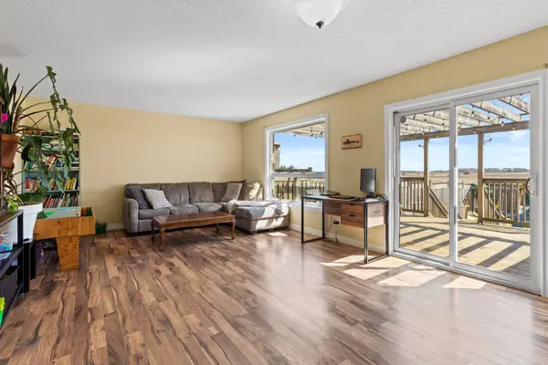 59 Dales DR, Mapleton, ON N0G 1P0