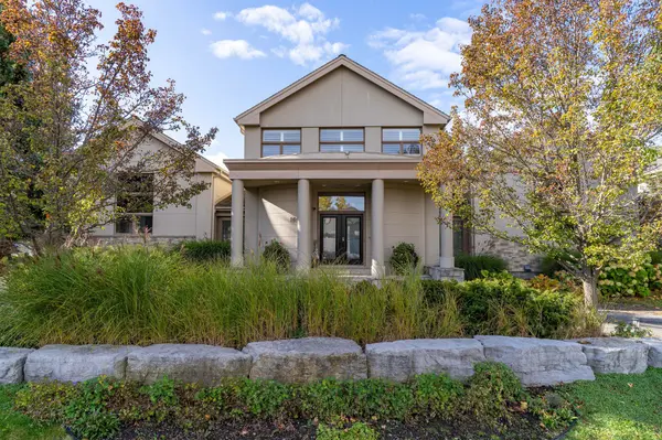 160 Grand Cypress LN, Blue Mountains, ON L9Y 0K8