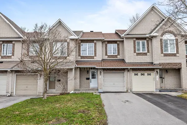 9 Flowertree CRES, Kanata, ON K2M 2R6