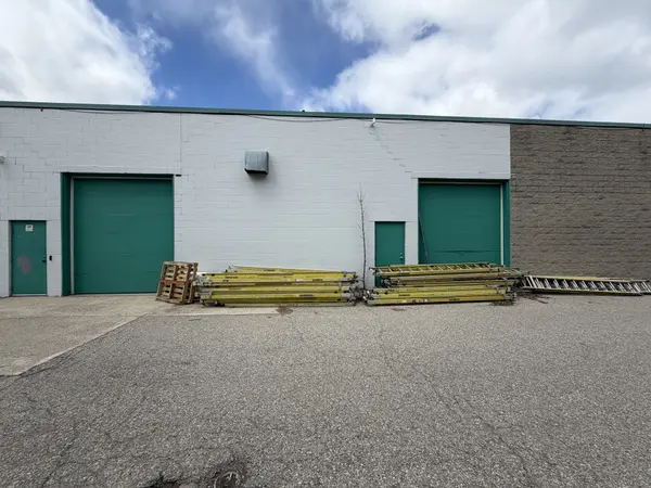 430 Laird RD #1&2, Guelph, ON N1G 3X7