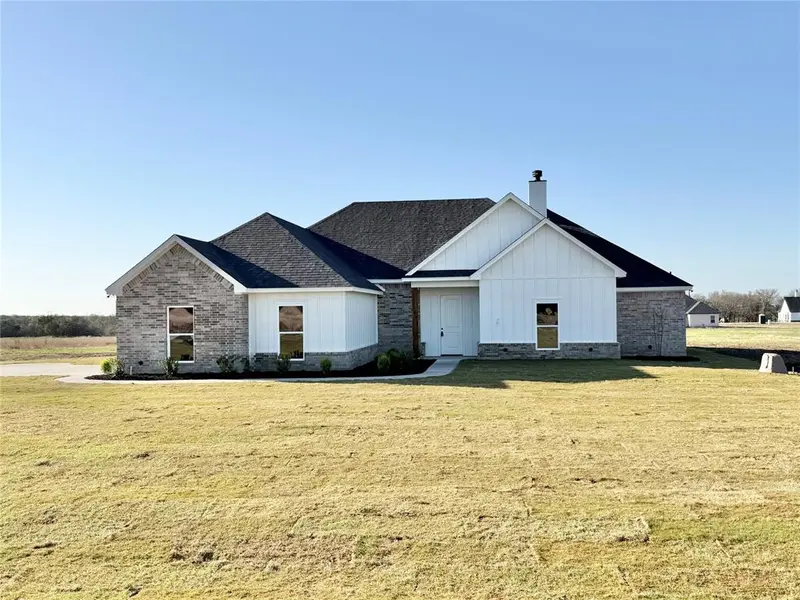 2008 Collin Street, Weatherford, TX 76085