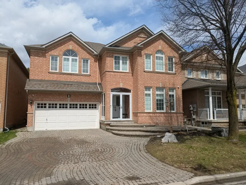 8 Stoneheath CRES, Markham, ON L6C 2K8