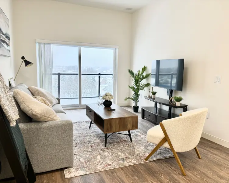 135 Station ST #524, Belleville, ON K8N 2S9