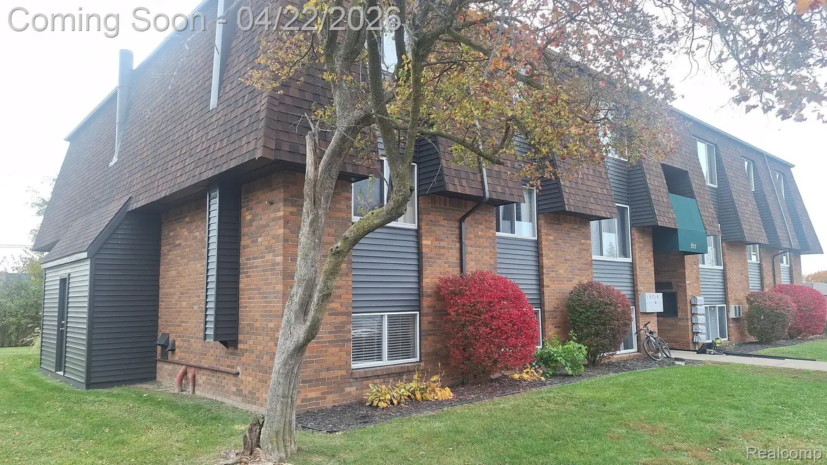 620 John Anderson CT #628-28, Monroe, MI 48162