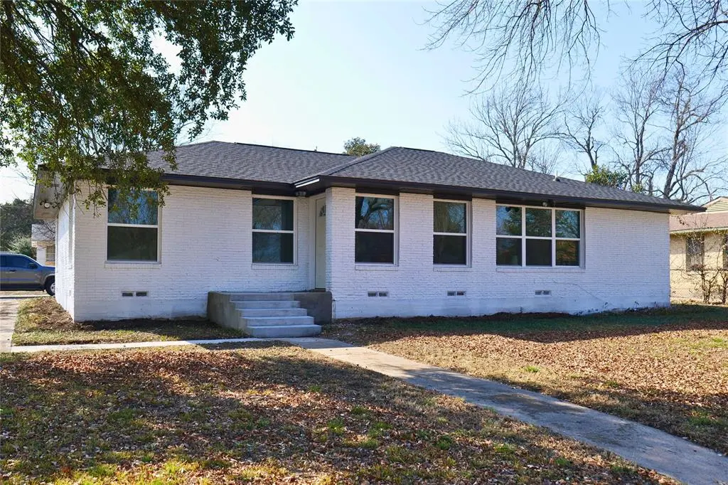 1555 Cape Cod Drive, Dallas, TX 75216