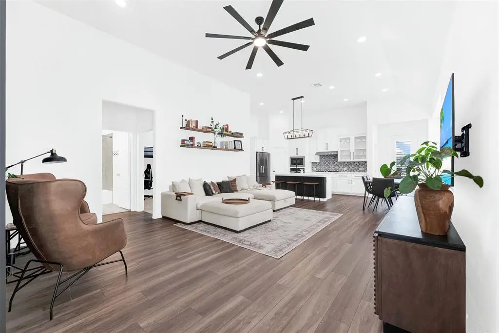 720 Skyview Court, Celina, TX 75009