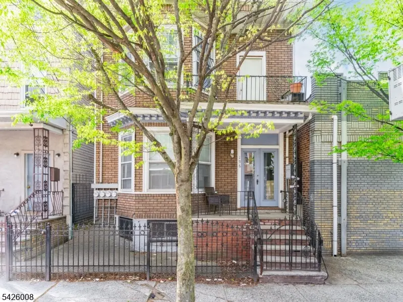 196 Sussex Ave, Newark City, NJ 07103