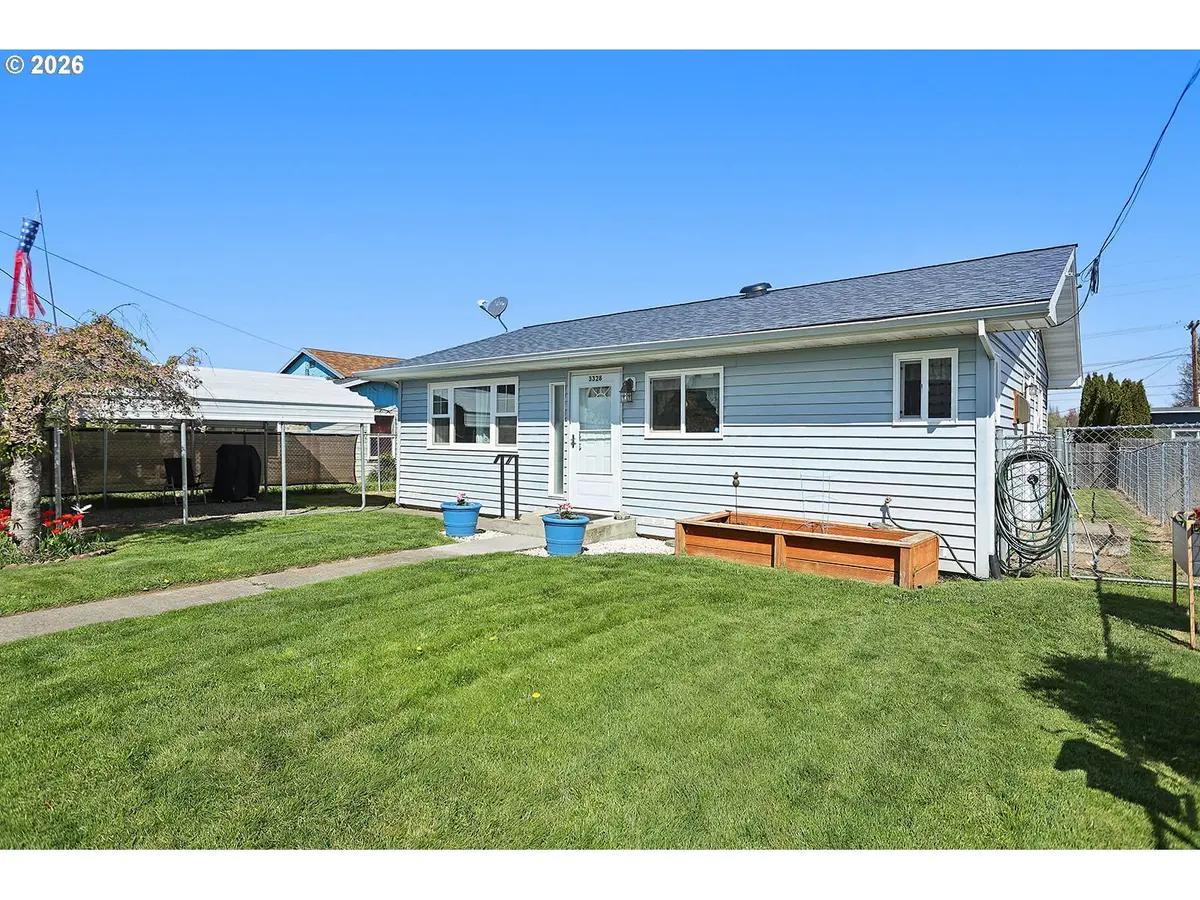 3328 ODELL HWY, Hood River, OR 97031