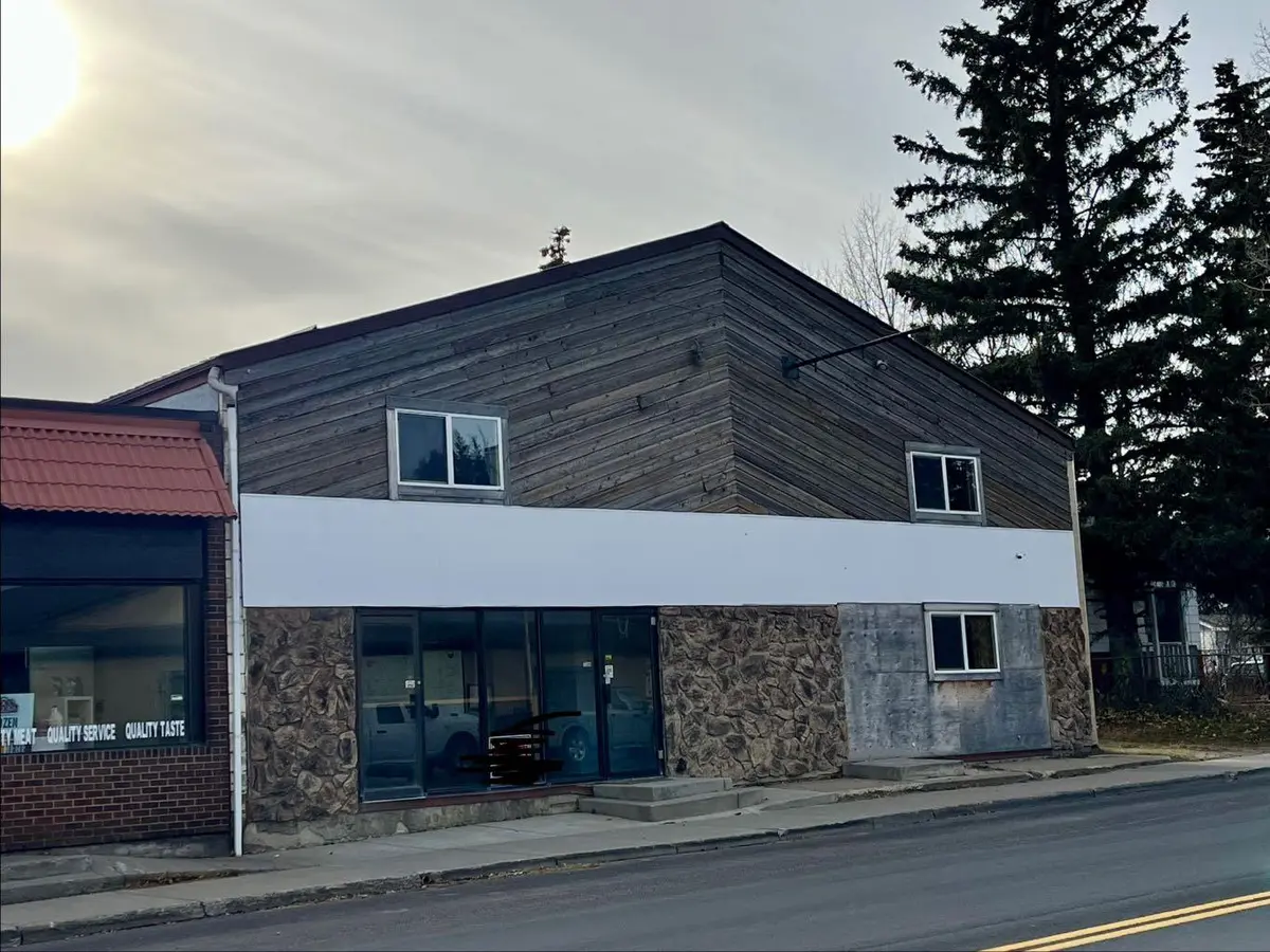 5115 50 AVE, Caroline, AB T0M 0M0