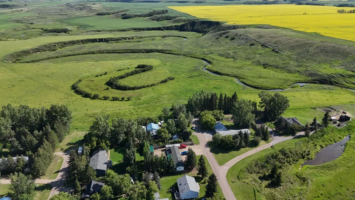 1 ALBERTA AVE, Sunnyslope, AB T0M 1J0