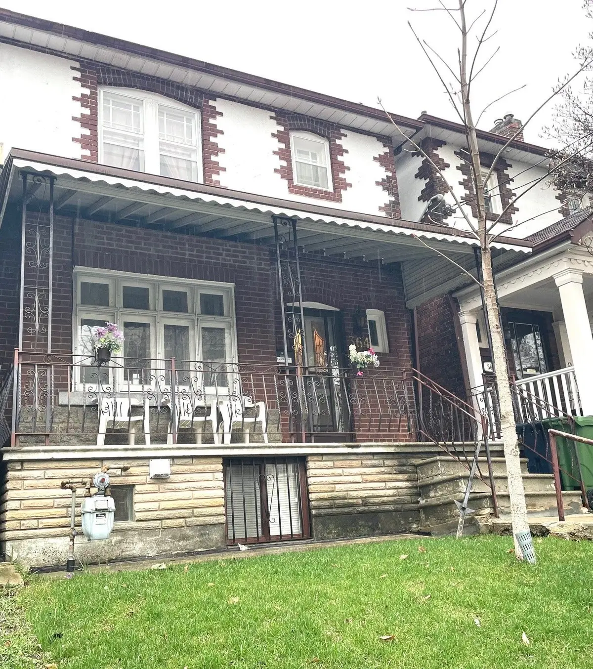 364 Roxton RD, Toronto C01, ON M6G 3R2