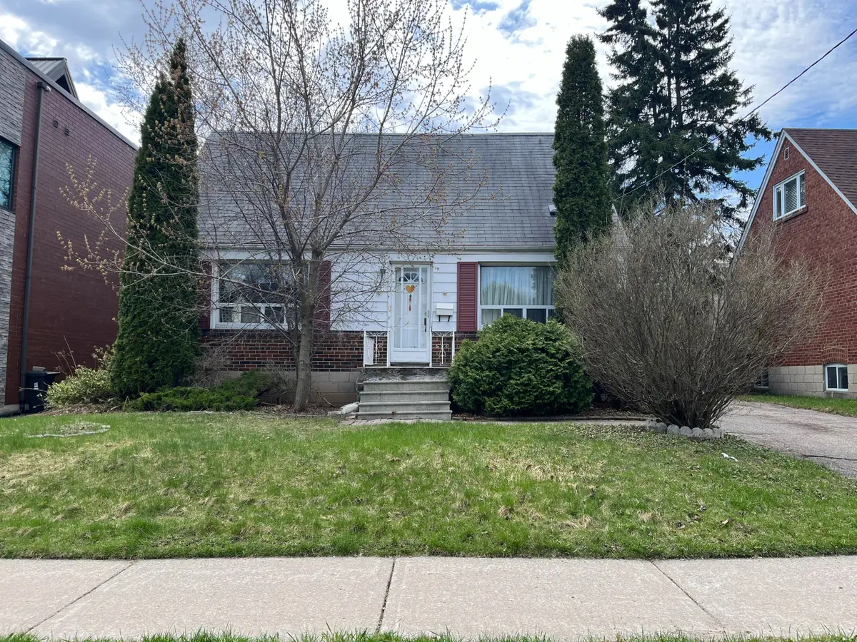 29 Bevdale RD, Toronto C07, ON M2N 2G4