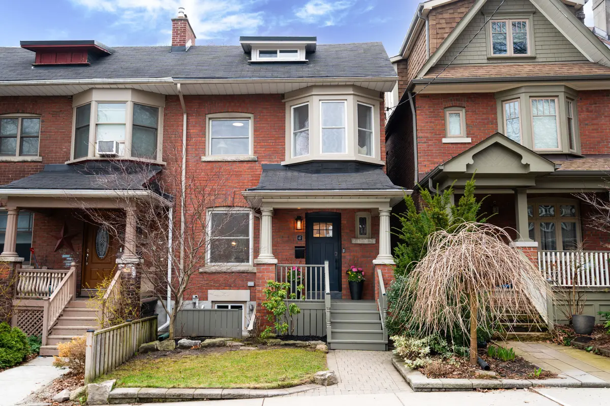 47 Sparkhall AVE, Toronto E01, ON M4K 1G4
