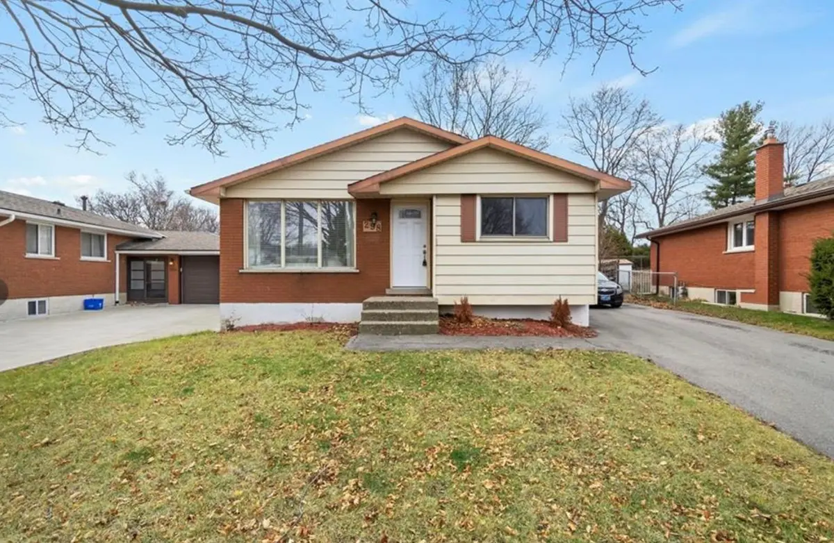 298 West 18th ST #Main, Hamilton, ON L9C 4H2