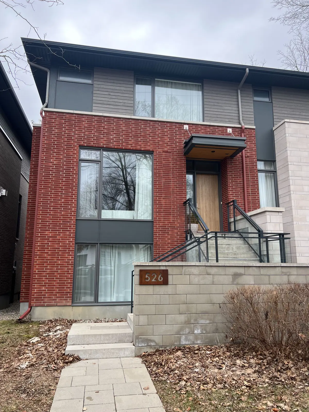 526 Edison AVE, Carlingwood - Westboro And Area, ON K2A 3Y5