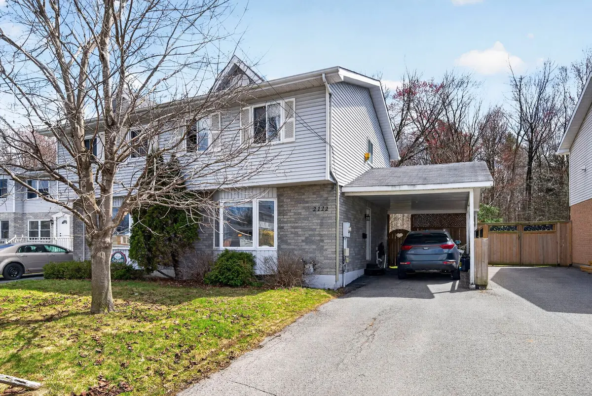 2122 Tollgate RD W, Cornwall, ON K6J 5W6