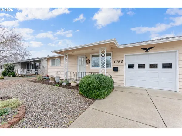 1760 VANDERBECK LN, Woodburn, OR 97071