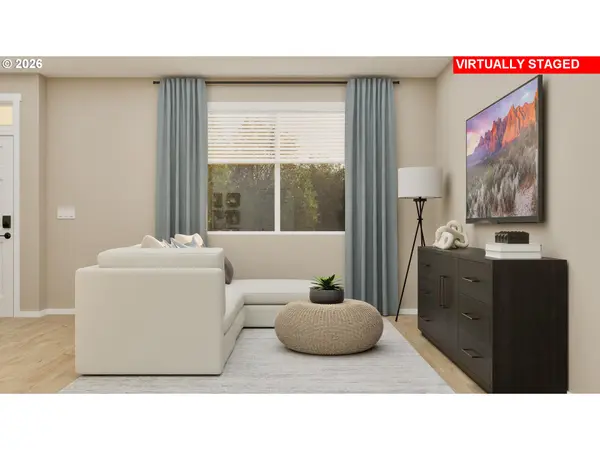 520 E Traverse RD, Woodburn, OR 97071