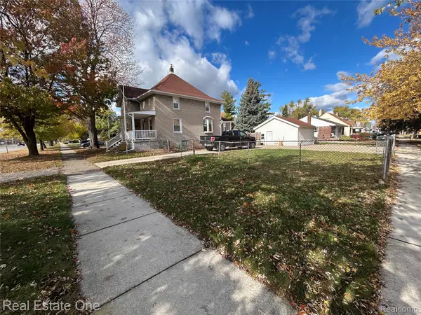 14212 Northline RD, Southgate, MI 48195