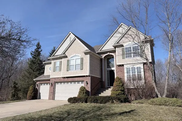49681 S Glacier, Northville Township, MI 48168