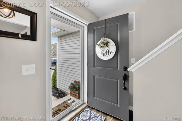 2743 Au Gres River DR, Handy Township, MI 48836