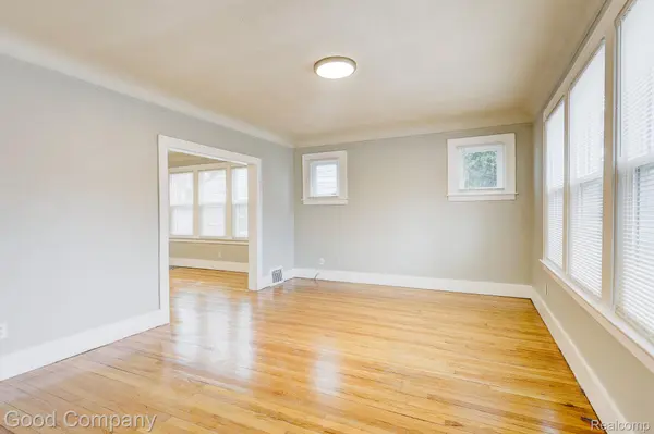 338 E Webster ST, Ferndale, MI 48220