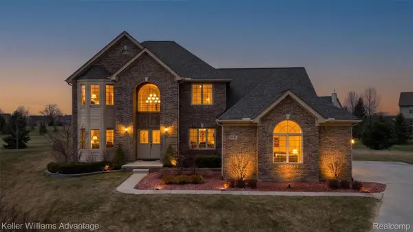 23883 Bayberry CT, Lyon Charter Township, MI 48178