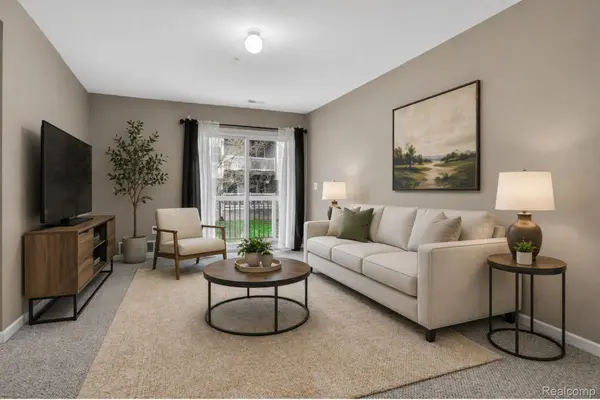 863 Amanda LN, Pontiac, MI 48340