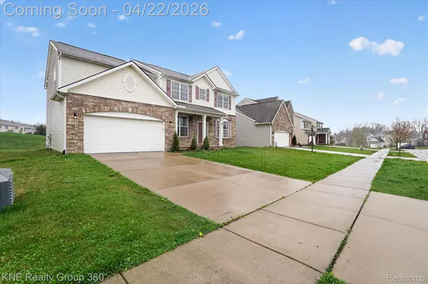 1197 Secretariat WAY, Oceola Township, MI 48843