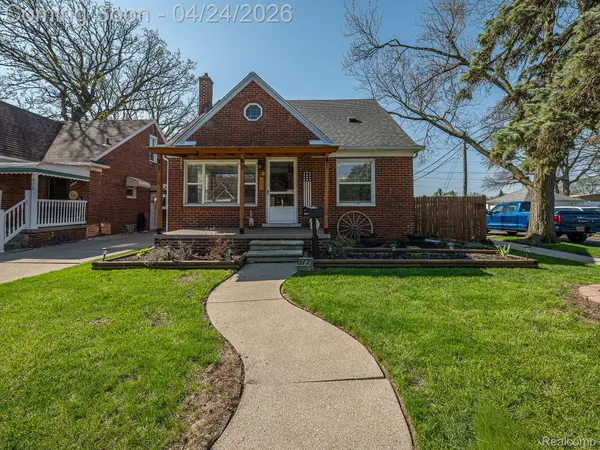 877 Moran AVE, Lincoln Park, MI 48146