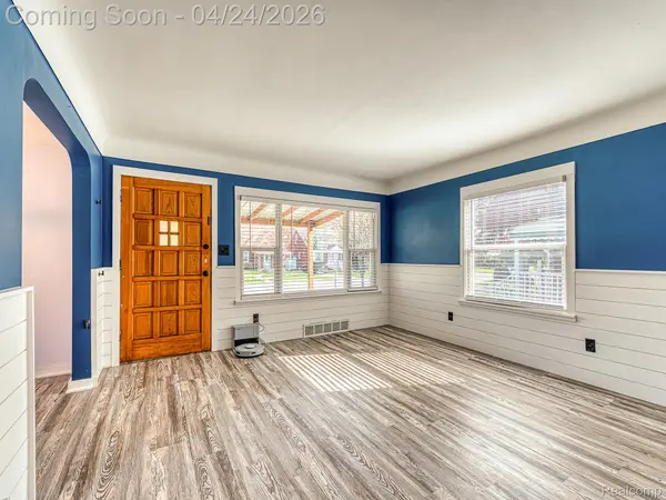 877 Moran AVE, Lincoln Park, MI 48146