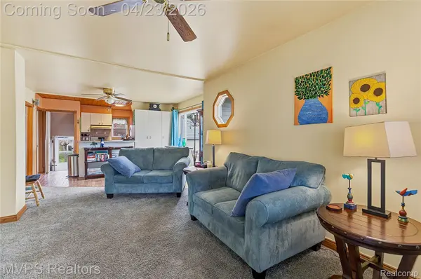 907 Batavia AVE, Royal Oak, MI 48067