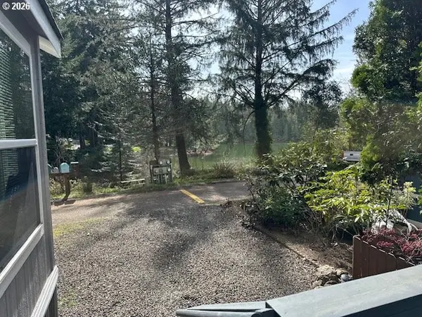 89510 HIGHWAY 101 #17, Florence, OR 97439