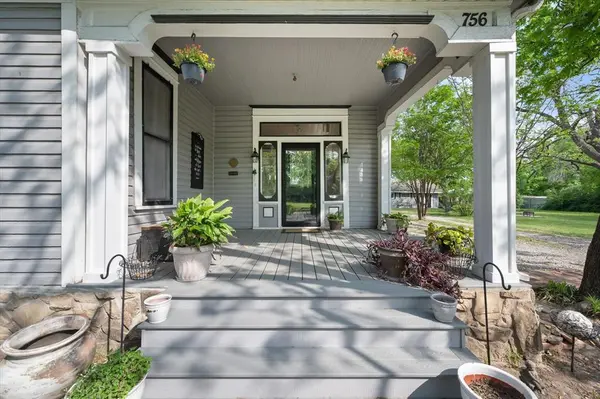 756 W 3rd Avenue, Corsicana, TX 75110