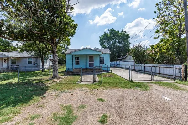 3130 Palacios Avenue, Dallas, TX 75212