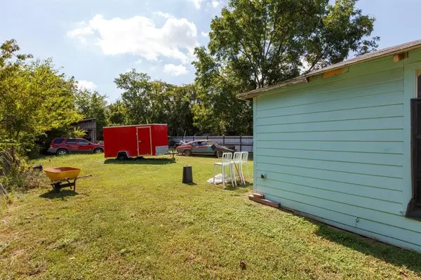 3130 Palacios Avenue, Dallas, TX 75212