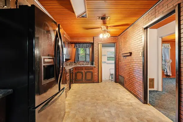 831 17th Street SE, Paris, TX 75460