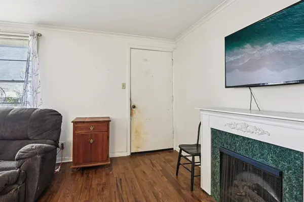 7008 Briley Drive, North Richland Hills, TX 76180