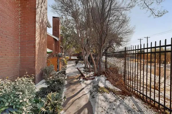 8404 Forest Lane #1305, Dallas, TX 75243