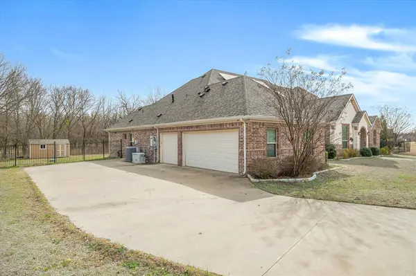 1088 Stephen Court, Farmersville, TX 75442