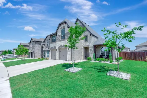 9304 Saltbrush Street, Fort Worth, TX 76177