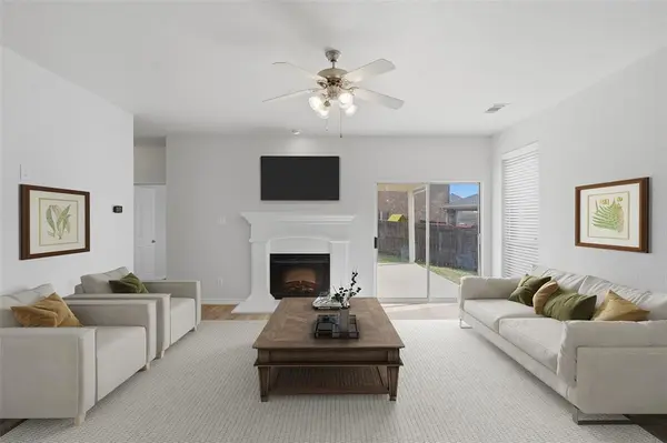 10986 Hawks Landing Road, Fort Worth, TX 76052